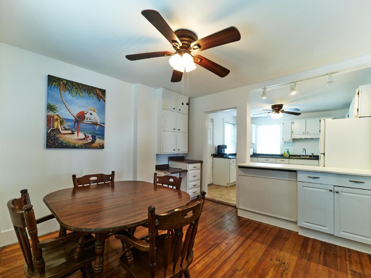 7 Beachside Apartment